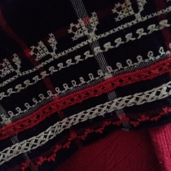 Sold - Picture 2 of 7